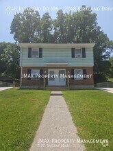 Building Photo - 2748 Kirkland Dr NW