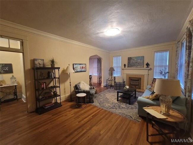 Building Photo - 128 S Capitol Pkwy