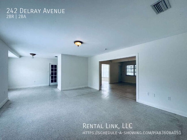 Building Photo - 242 Delray Ave