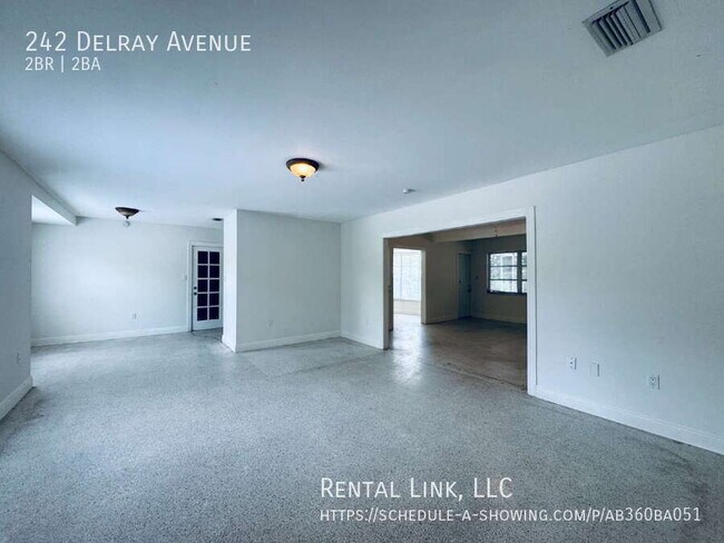 Foto del edificio - 242 Delray Ave
