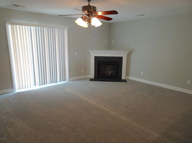 Building Photo - 2340 Chavis Dr