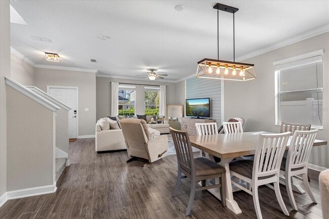 Building Photo - 11096 Silver Surfer Alley