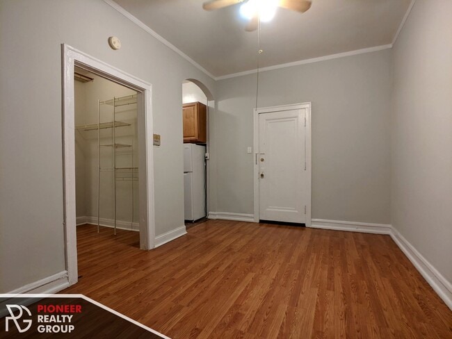 Building Photo - 2827 N Burling