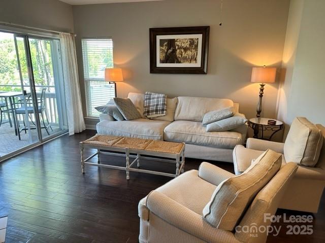 Foto del edificio - 7843 Village Harbor Dr