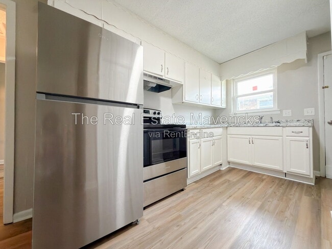 Photo - 4706 Midland Pike Townhome