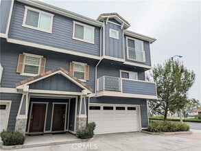 Building Photo - 9559 Firestone Blvd