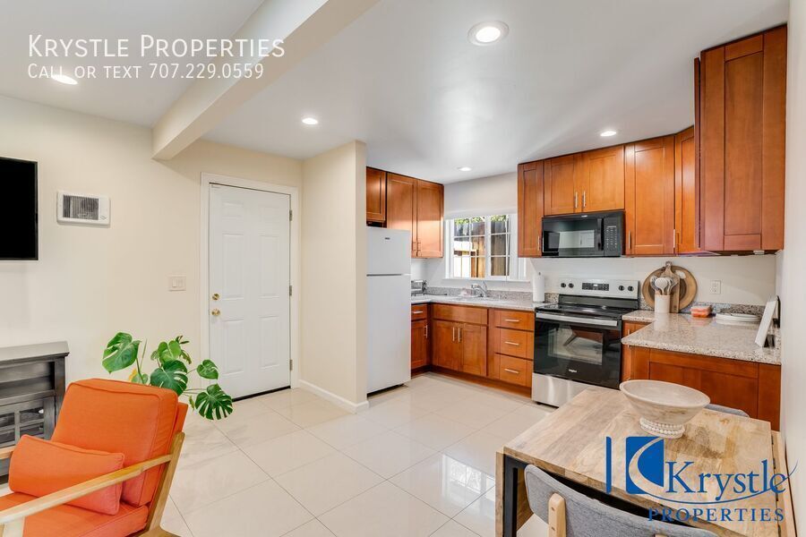 Foto principal - Elegant and Spacious 1 Bedroom, 1 Bathroom...