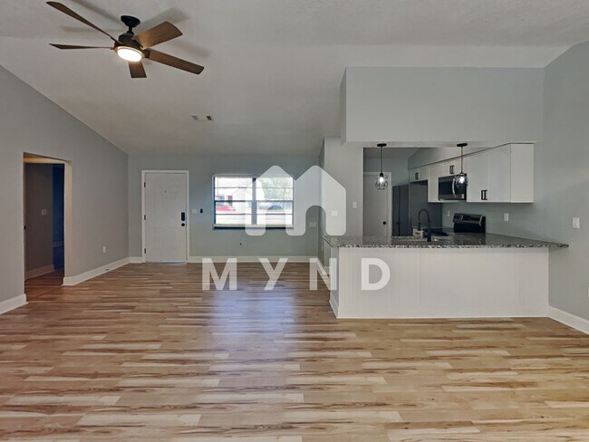 Building Photo - 2377 Deltona Blvd