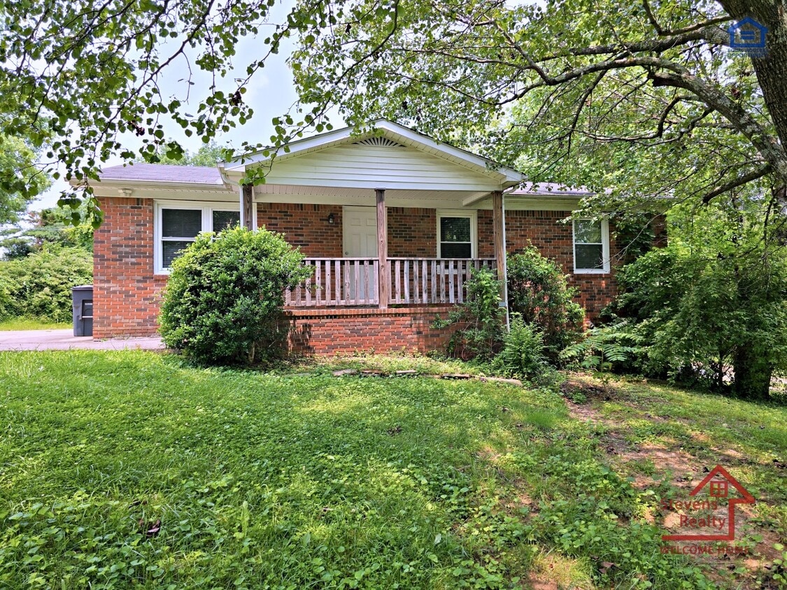 Primary Photo - 54 Big Springs Cir