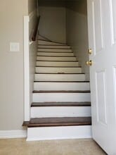 Building Photo - 2612 Mc Nay Dr