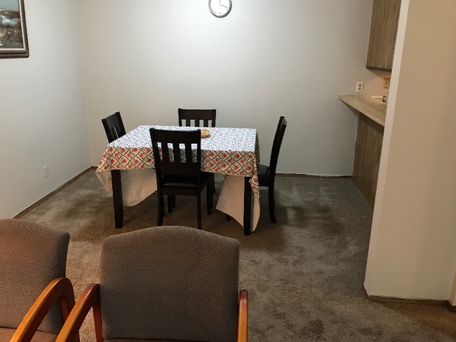 Foto del edificio - 320 Brown St St