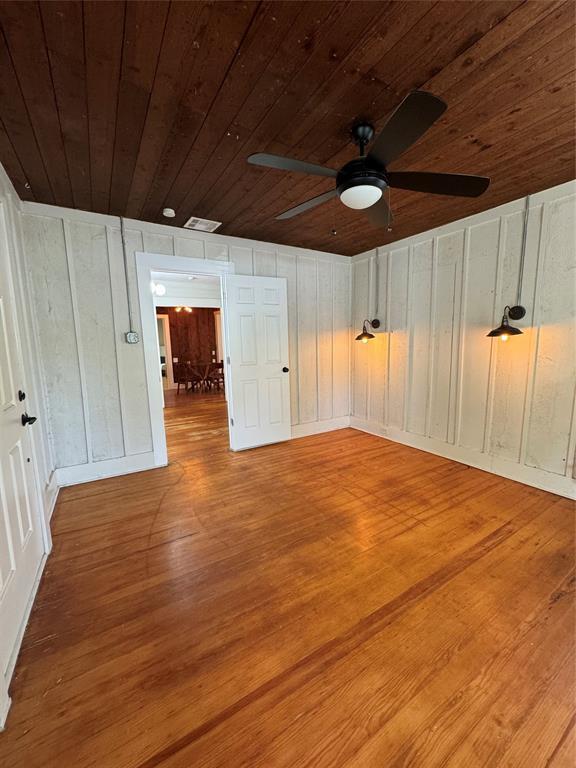 Foto del edificio - 1410 S Lake St