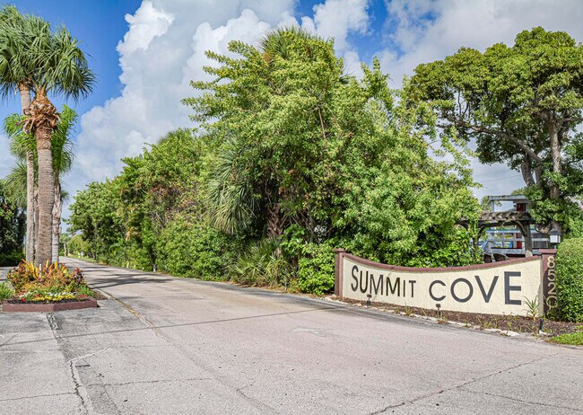 Building Photo - 8520 U.S. Rte 1