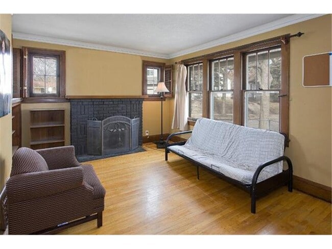 Foto del edificio - 2230 Cole Ave SE