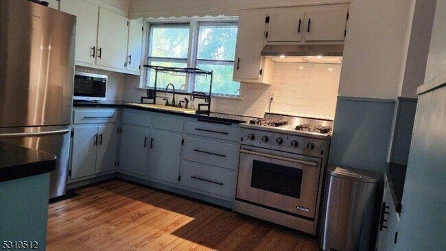 Foto del edificio - 43 Britten Rd