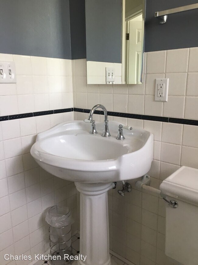 Building Photo - 2 br, 1 bath House - 1130 S. Curry Street