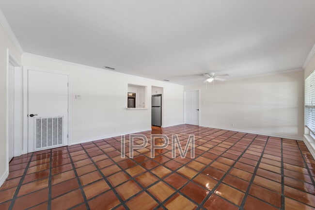 Building Photo - 5618 Ben Hogan Cir