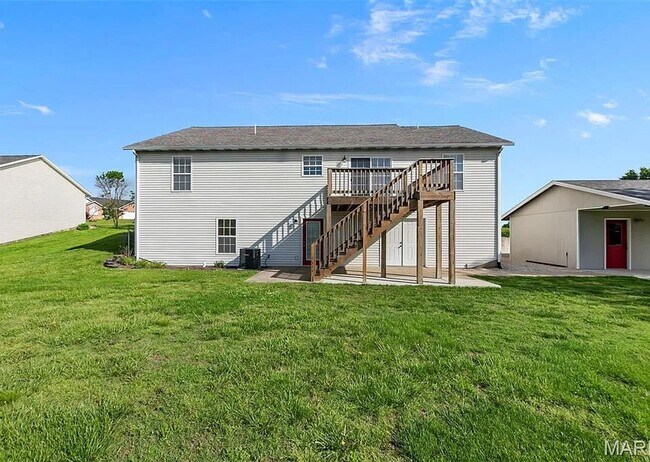 Foto del edificio - Beautiful 3 Bedroom, 2 Bathroom Home in a ...
