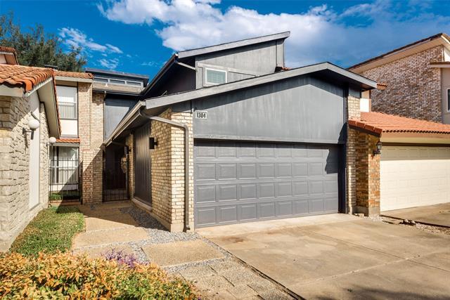 Primary Photo - 1304 Summerwood Ln