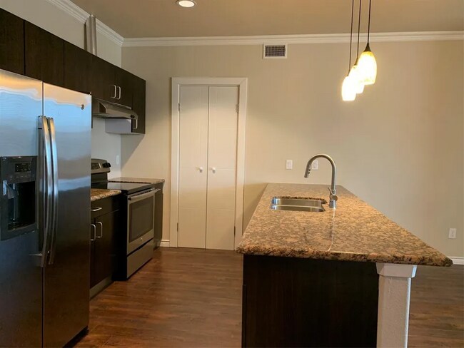 Foto del edificio - Rare Opportunity to Call Carrolton, TX, Home!