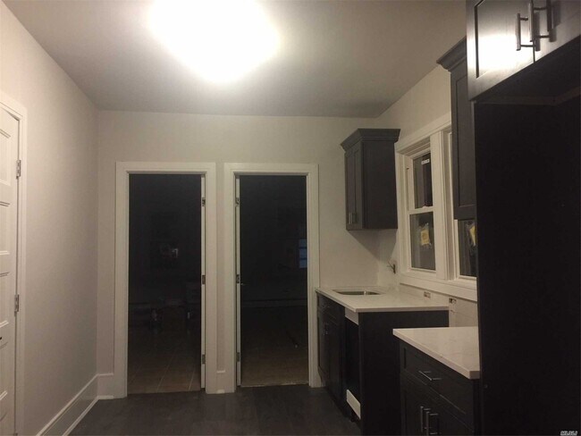 Building Photo - 4217 Merrick Rd