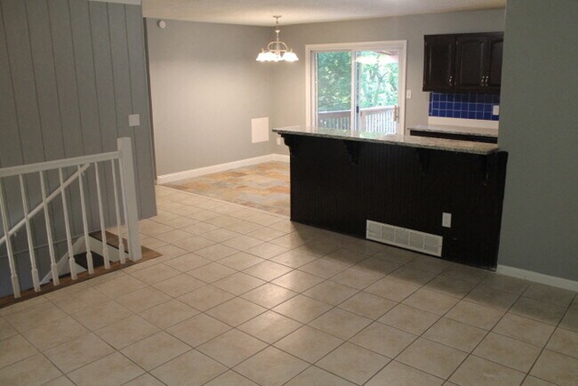 Foto del edificio - 5013 NW Woody Creek Ln