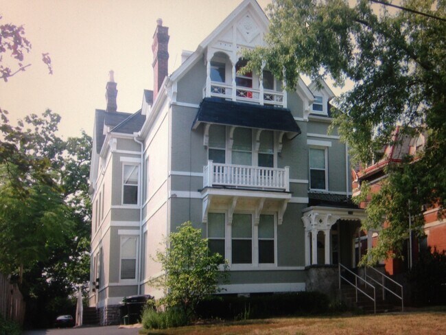 Historic building - 2149 Sinton Ave