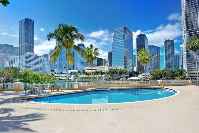 Foto del edificio - 701 Brickell Key Blvd