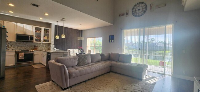 Foto del edificio - 4723 NW 119th Ave