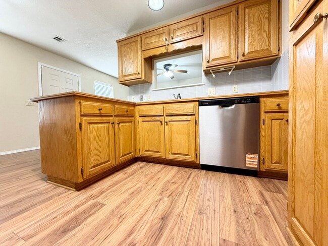 Building Photo - ***508-D NW 5 Street***