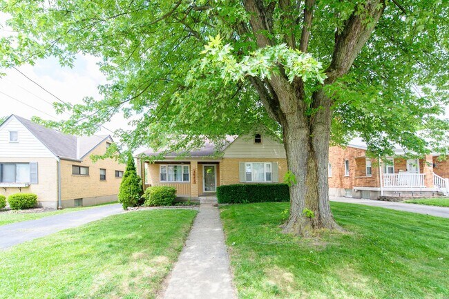 Building Photo - Bridgetown - 3+ BEDROOM 2 BATH with LOVELY...