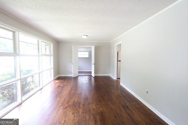 Foto del edificio - 1465 Irwinton Rd