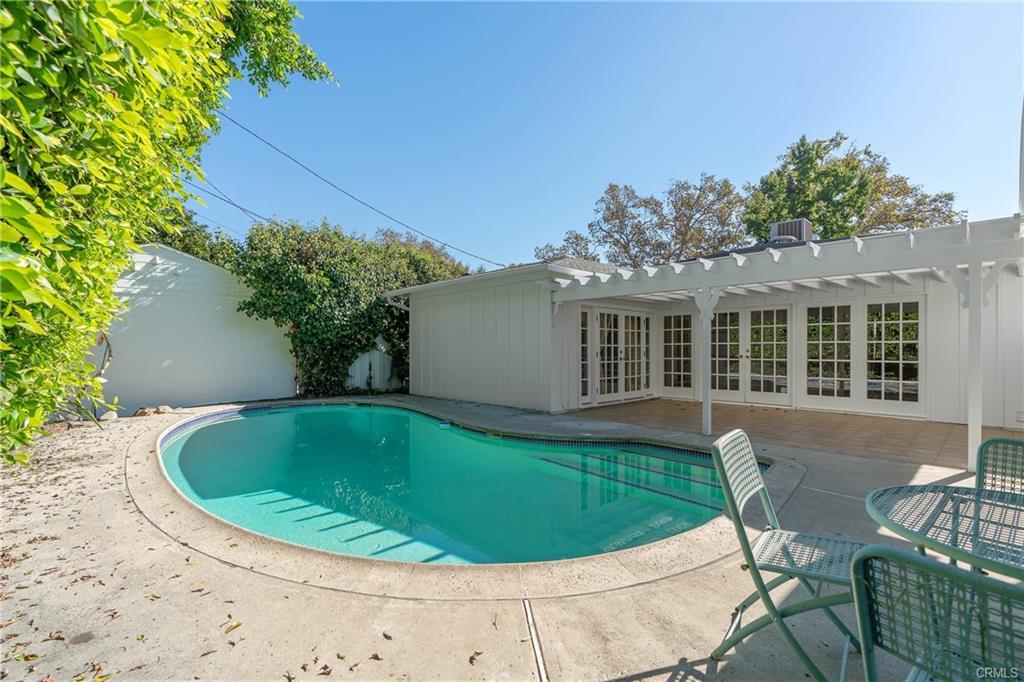 Foto principal - 355 W Linden Ave