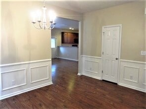 Building Photo - 205 Short Woods Ct