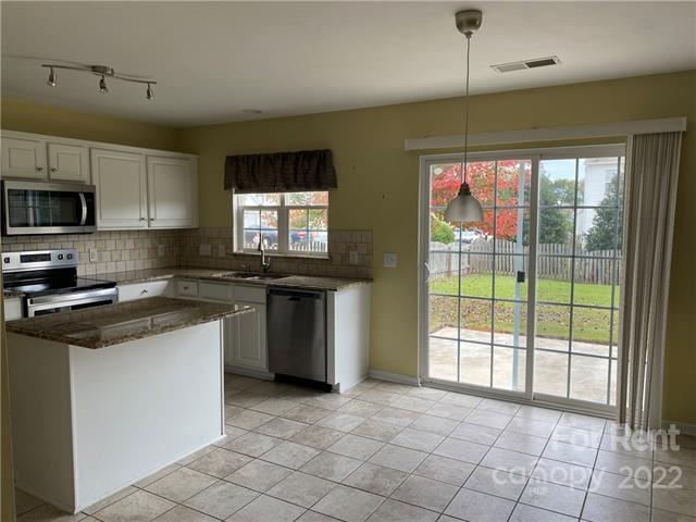 Building Photo - 9101 Floufisher Ct