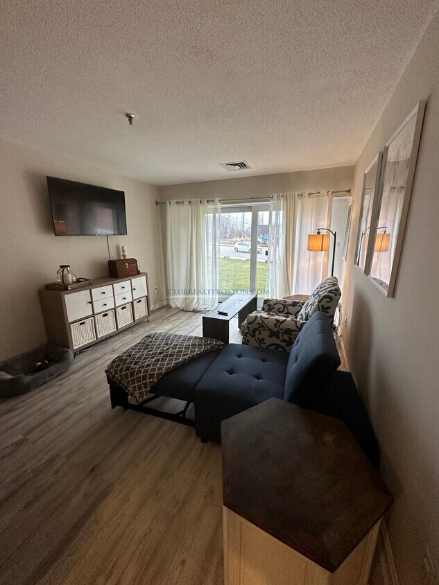 133 Commander Shea Blvd Unit 116, Quincy, MA 02171 Condo for Rent in