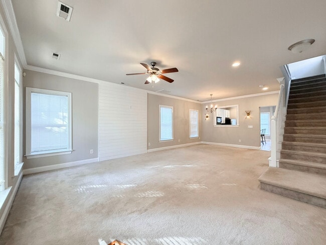Building Photo - 7754 Acc Blvd