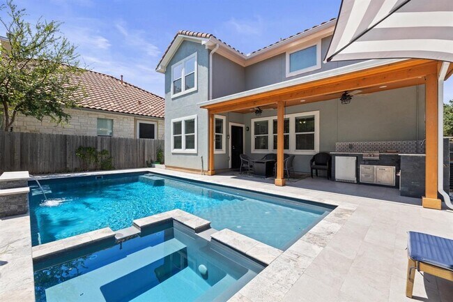 Building Photo - 15404 Interlachen Dr