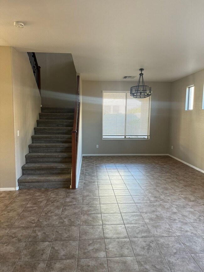 Foto del edificio - 4 bedroom in Sun Groves in Chandler