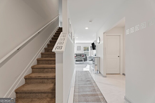 Foto del edificio - 321 Kirt's Ridge