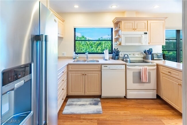 Foto del edificio - 522 Beachwalk Cir