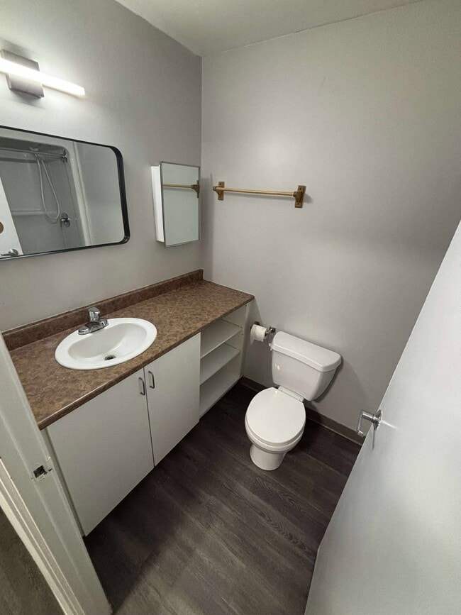 Building Photo - 523-523 Prince St