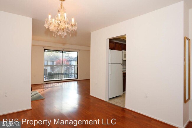 Building Photo - 2 br, 2 bath House - 10008 Stedwick Rd  #202