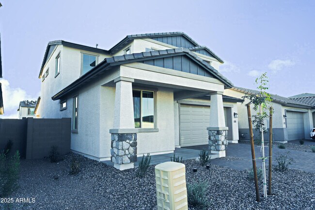 Foto del edificio - 773 W Lark Dr