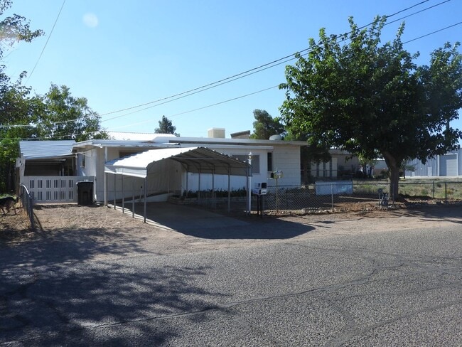 Building Photo - 2412 Ashfork Ave