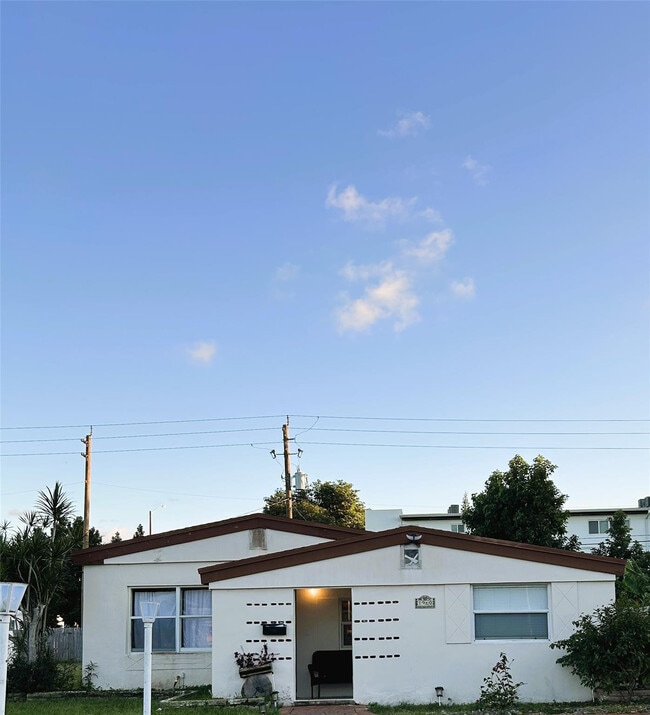 Foto del edificio - 1960 NE 173rd St