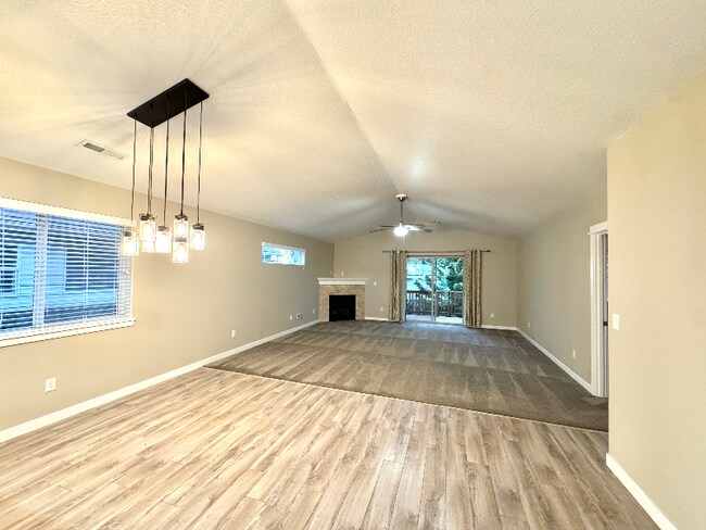 Foto del edificio - 5021 NE 29th Ave