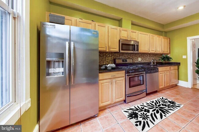 Foto del edificio - 722 4th St NE