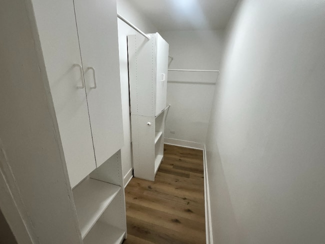 Building Photo - 4628 Oakley Ave