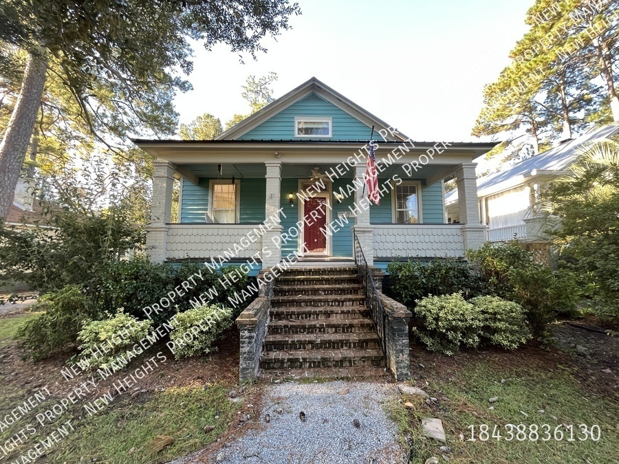 Primary Photo - 3 Bedroom in Historic Summerville!!
